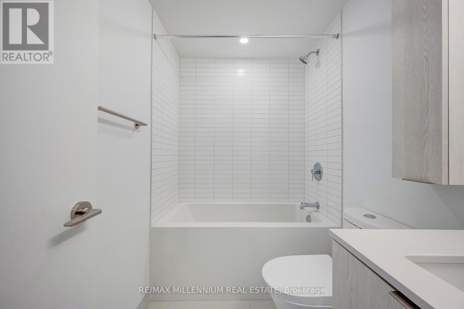 1811 - 3009 Novar Road, Mississauga, Ontario  L5B 0P9 - Photo 14 - W12904668