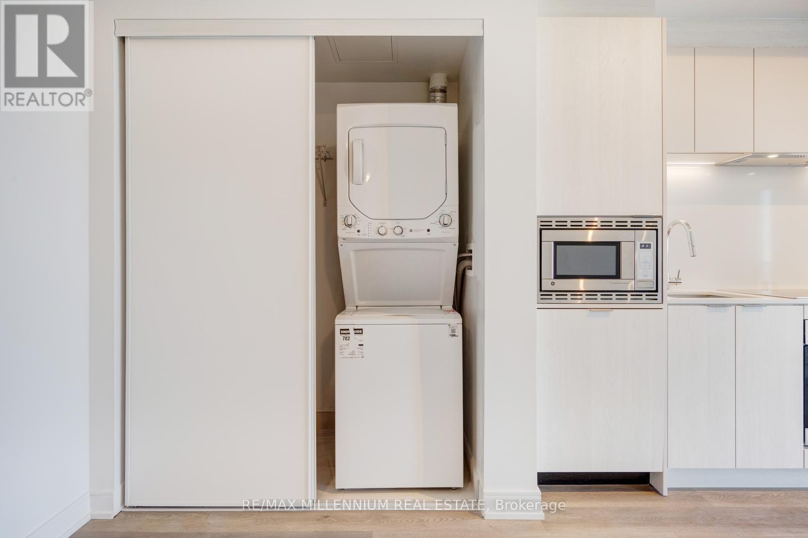 1811 - 3009 Novar Road, Mississauga, Ontario  L5B 0P9 - Photo 17 - W12904668