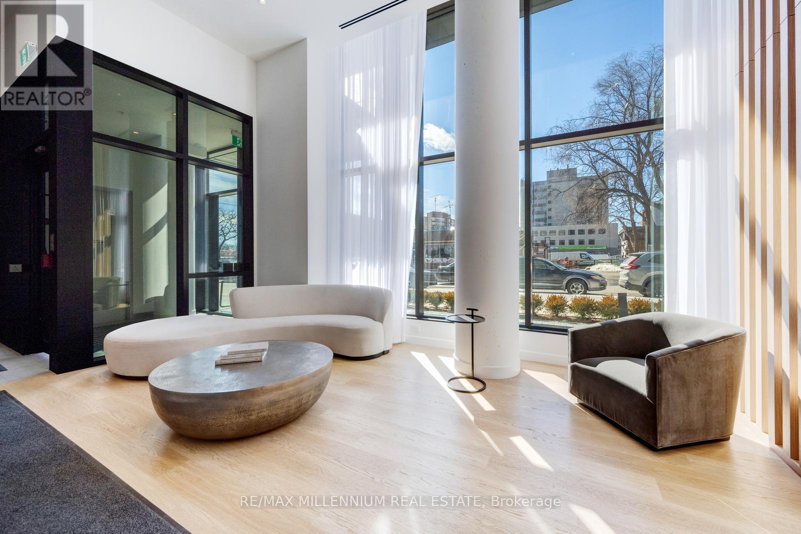 1811 - 3009 Novar Road, Mississauga, Ontario  L5B 0P9 - Photo 5 - W12904668