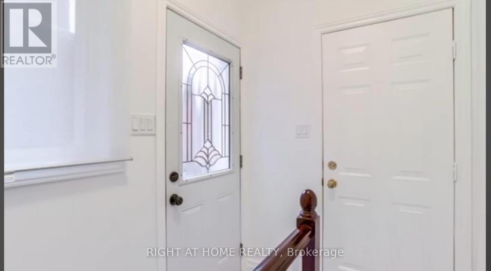 19 Morden Neilson Way, Halton Hills, Ontario  L7G 5Y9 - Photo 10 - W12904670