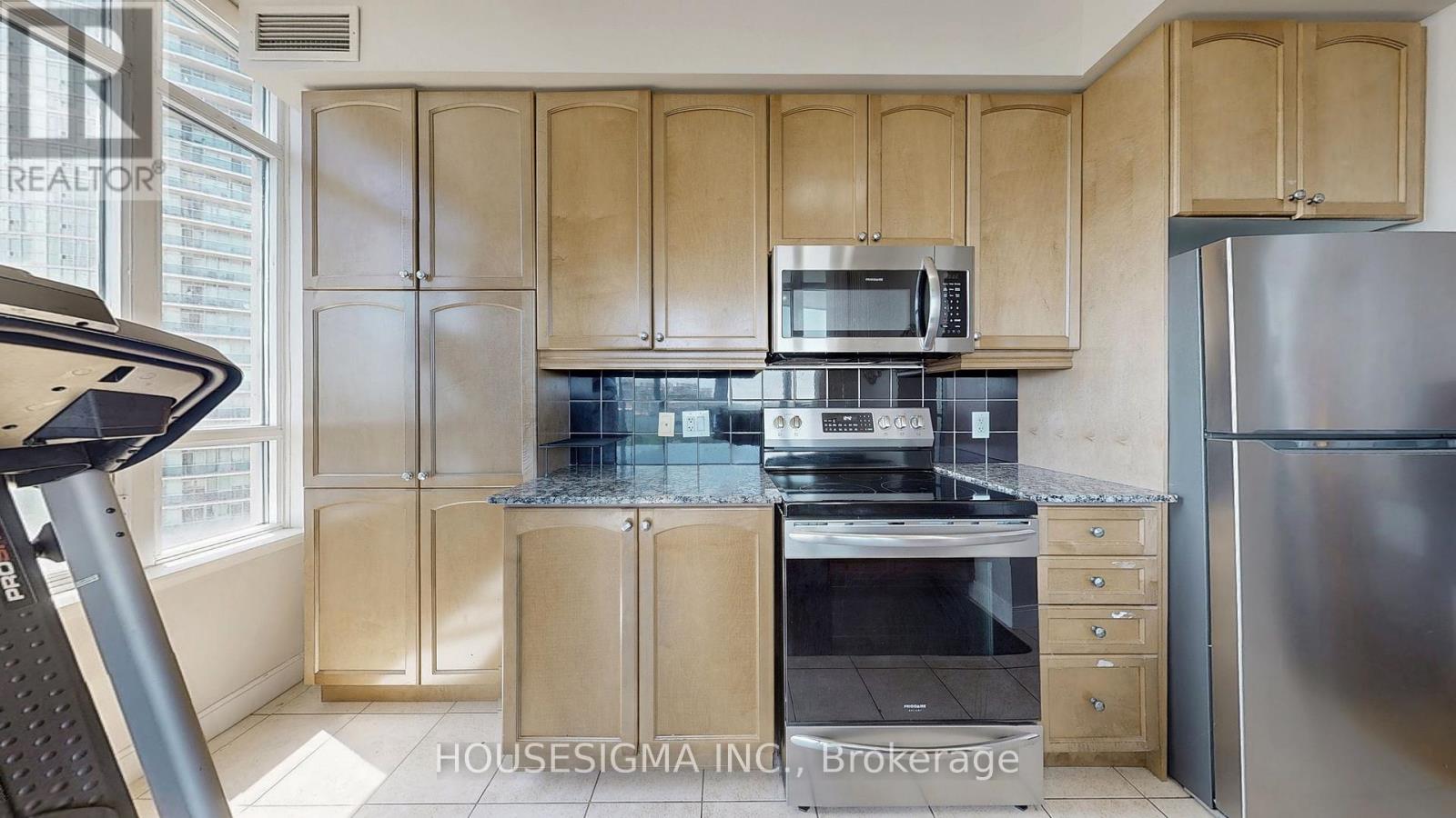 1303 - 80 Absolute Avenue, Mississauga, Ontario  L4Z 0A2 - Photo 15 - W12904692