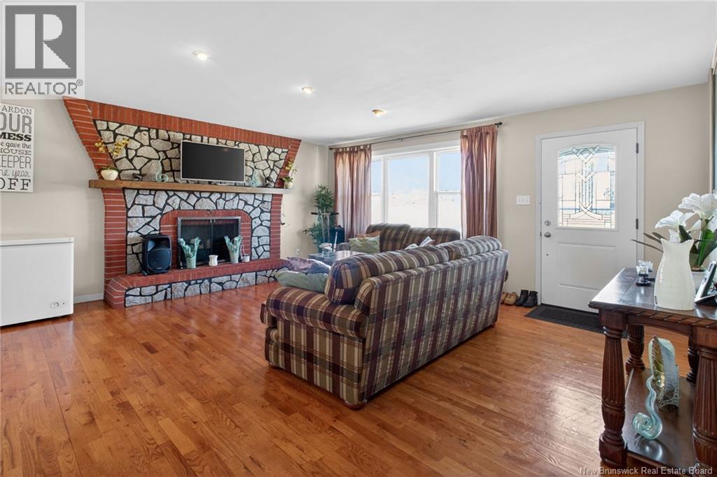 1341 Chemin Bas Cap-Pele, Cap-Pelé, New Brunswick  E4N 1M4 - Photo 4 - NB134053