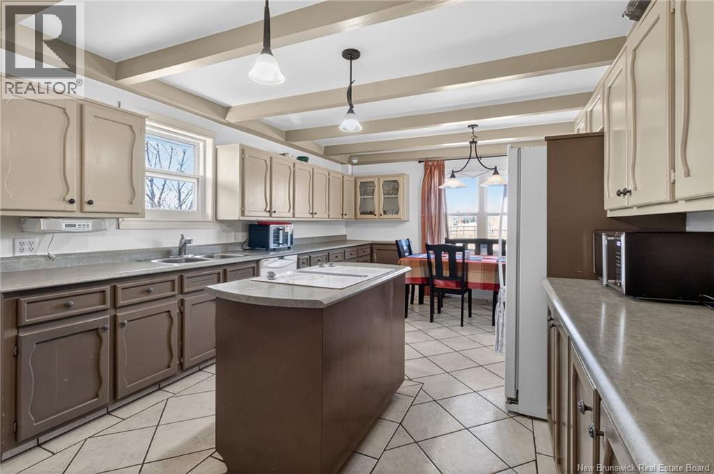 1341 Chemin Bas Cap-Pele, Cap-Pelé, New Brunswick  E4N 1M4 - Photo 8 - NB134053