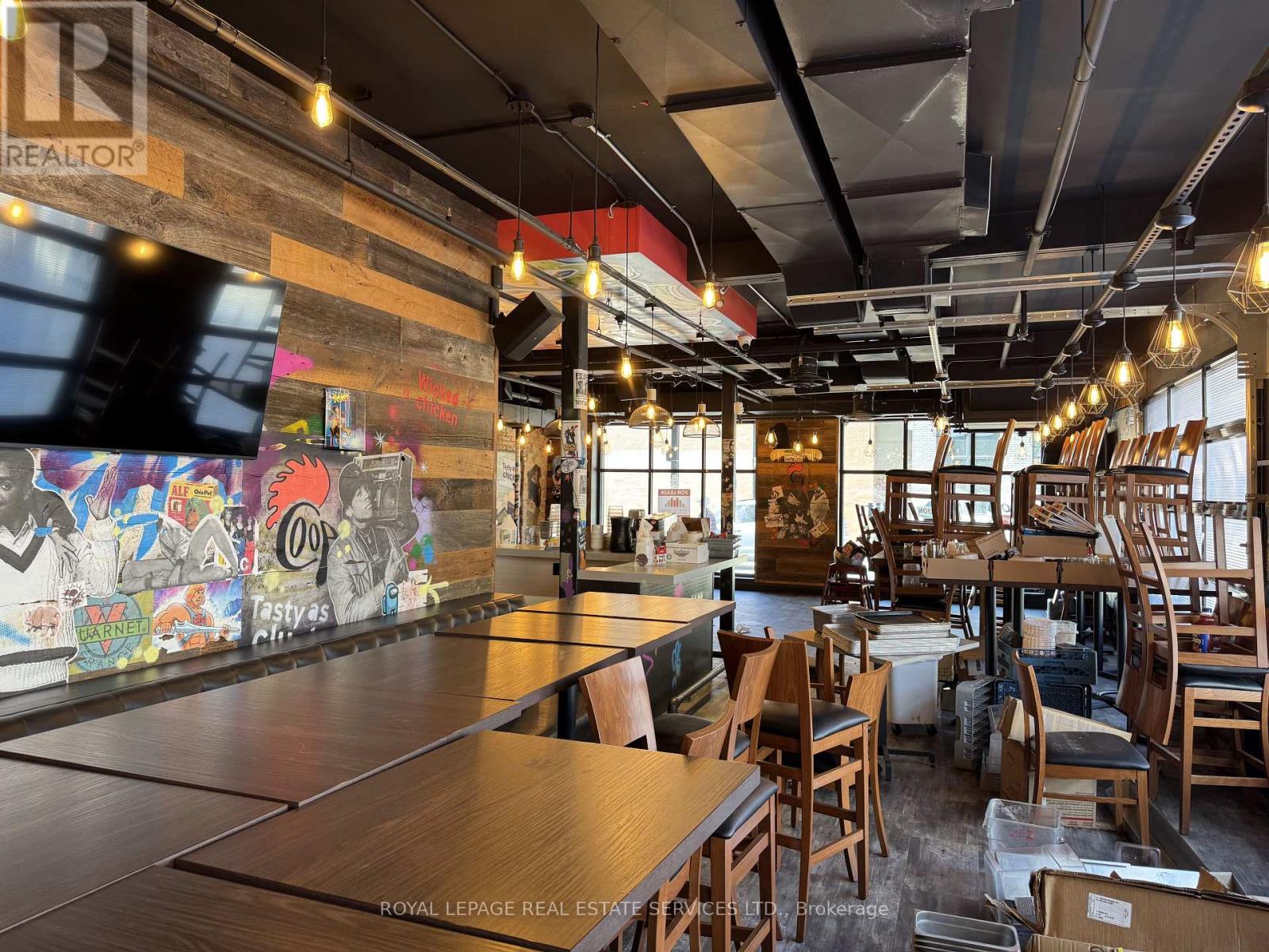 1 Queen Street N, Kitchener, Ontario  N2H 2G7 - Photo 11 - X12904566