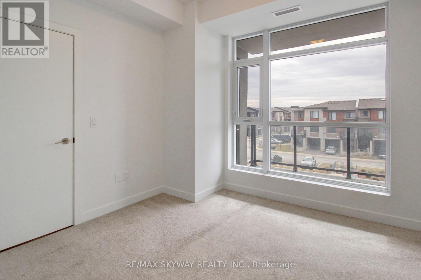 306 - 600 North Service Road, Hamilton, Ontario  L8E 0L2 - Photo 28 - X12904616