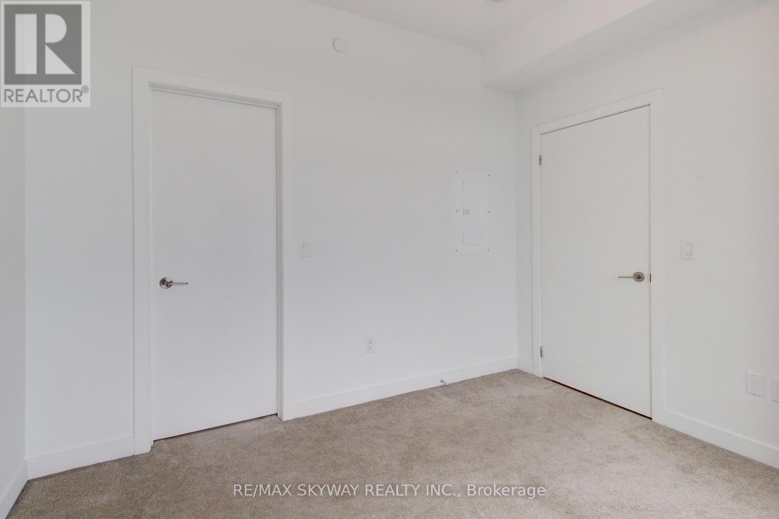 306 - 600 North Service Road, Hamilton, Ontario  L8E 0L2 - Photo 30 - X12904616