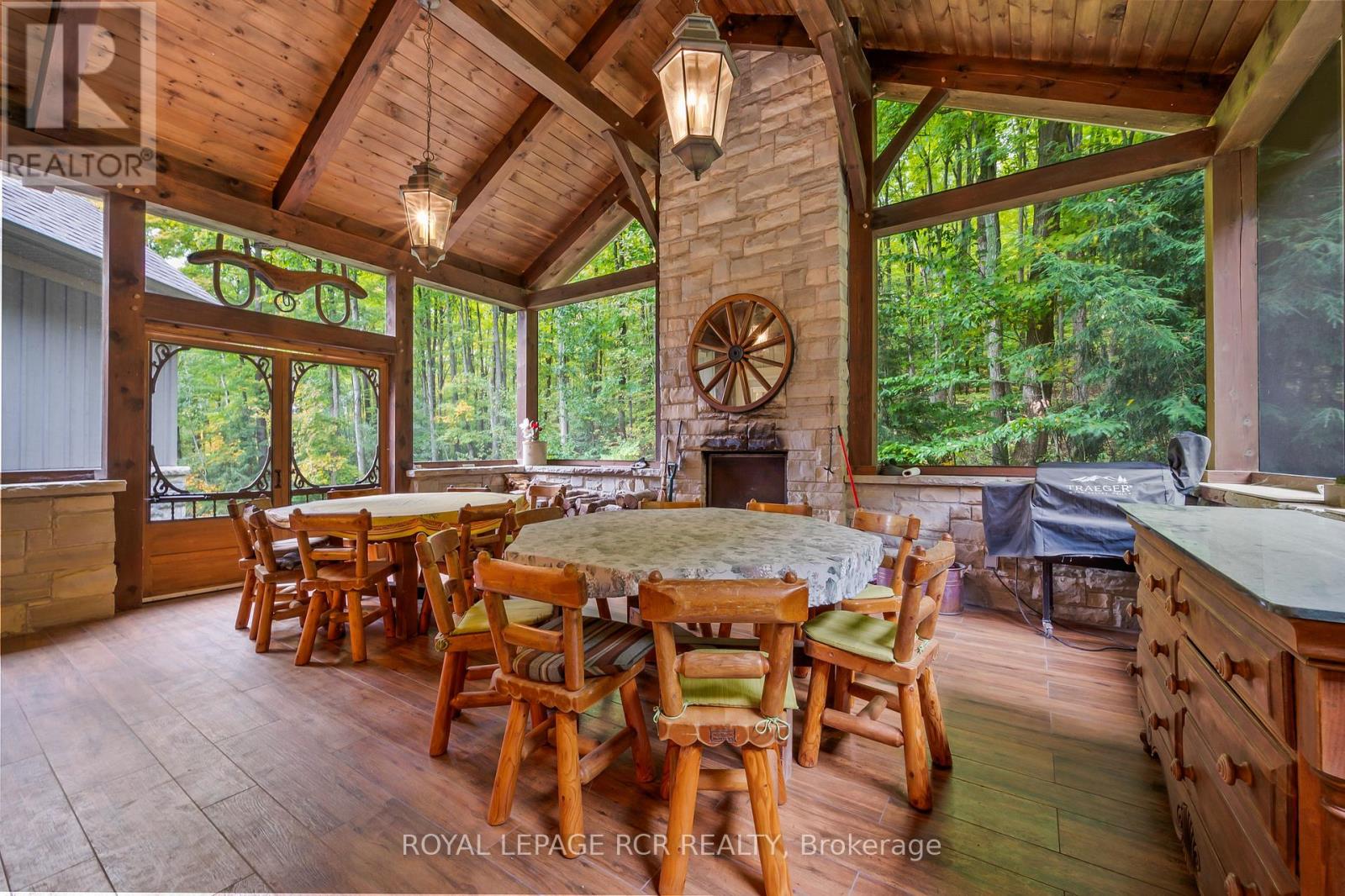 9245 Wellington 124 Road, Erin, Ontario  N1H 6H7 - Photo 13 - X12904628