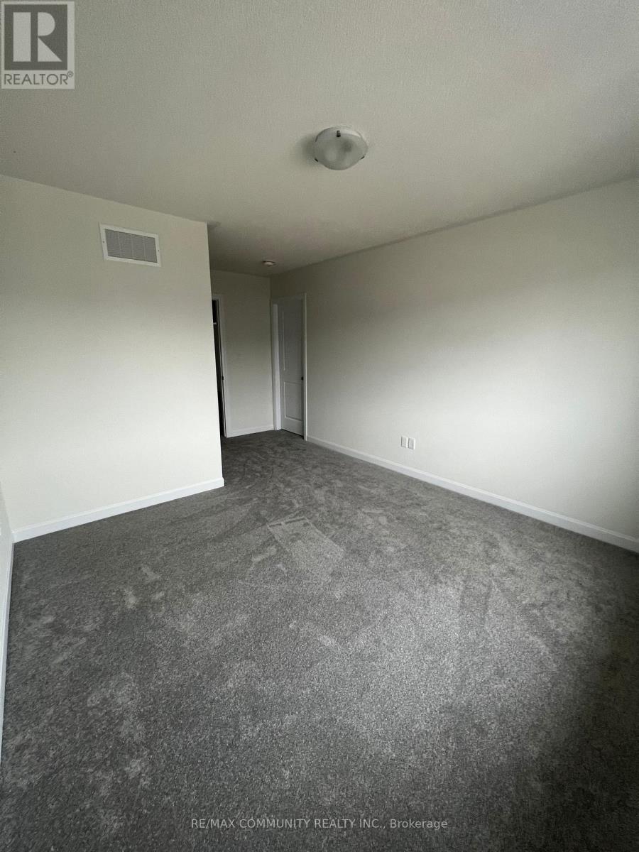 110 Oakmont Drive, Loyalist, Ontario  K0H 1G0 - Photo 15 - X12904642