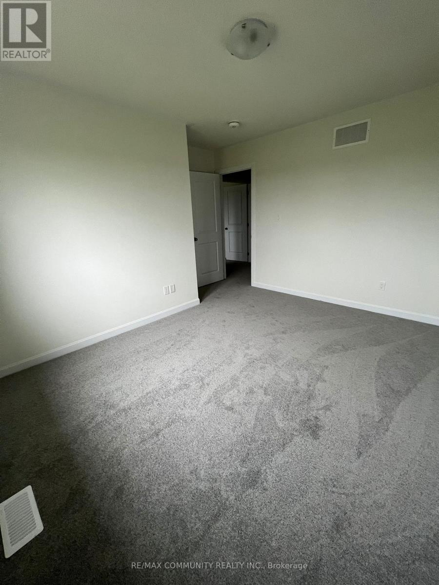 110 Oakmont Drive, Loyalist, Ontario  K0H 1G0 - Photo 17 - X12904642