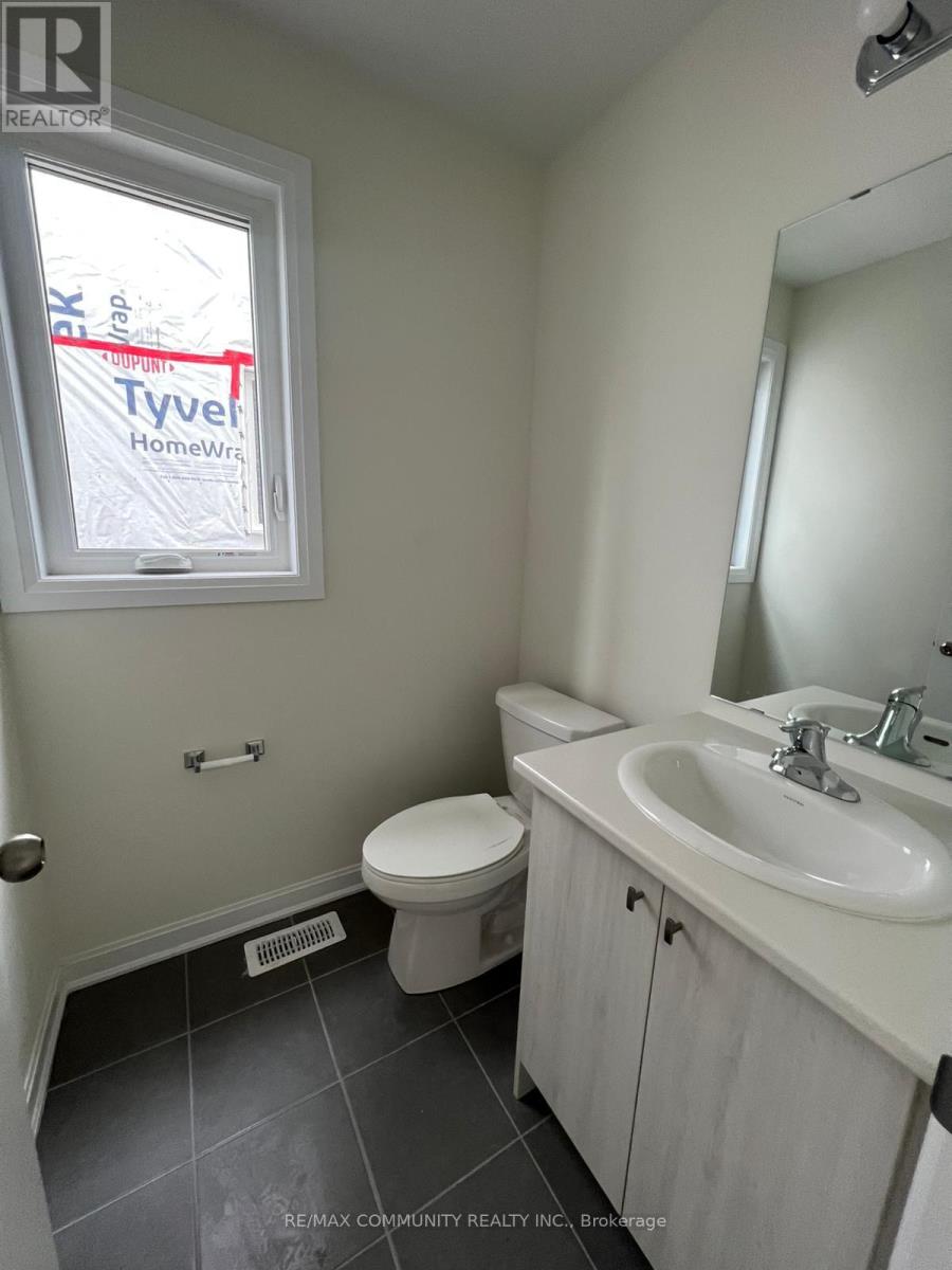 110 Oakmont Drive, Loyalist, Ontario  K0H 1G0 - Photo 22 - X12904642