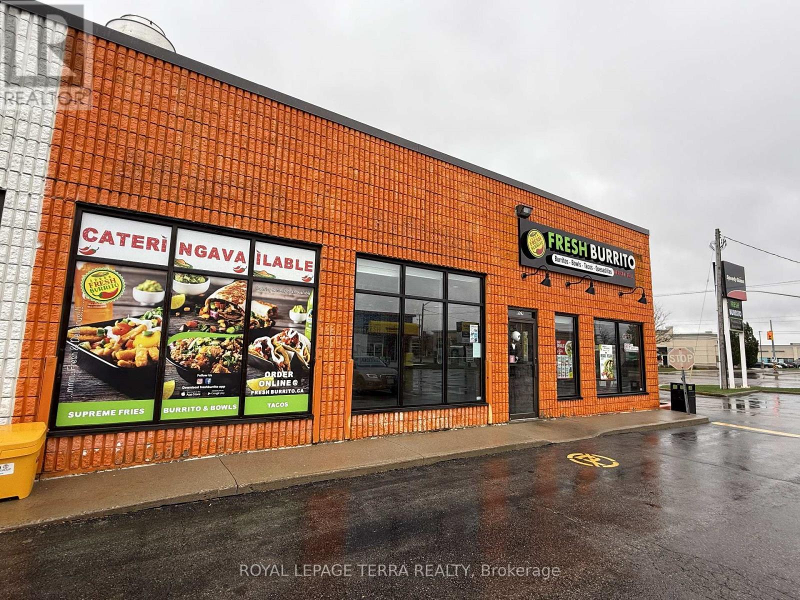 A - 652 FAIRWAY ROAD S, Kitchener, Ontario