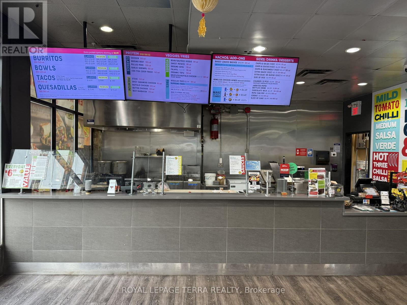 A - 652 Fairway Road S, Kitchener, Ontario  N2C 1X3 - Photo 7 - X12904686