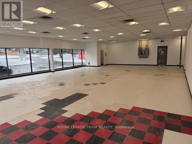 1 - 100 Castlefrank Road, Ottawa, Ontario  K2L 2V6 - Photo 2 - X12723162