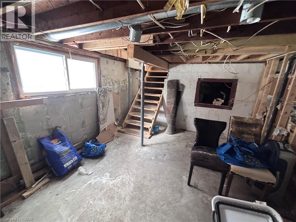 6413 Monroe Street, Niagara Falls, Ontario  L2G 2G9 - Photo 11 - 40813660