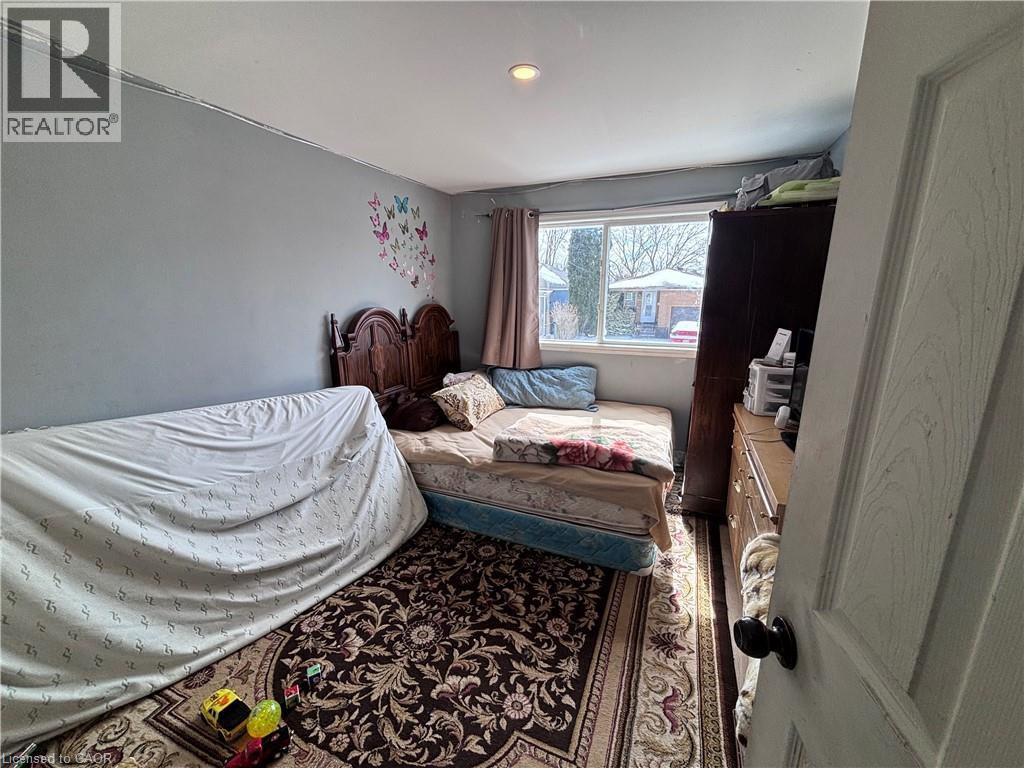 6413 Monroe Street, Niagara Falls, Ontario  L2G 2G9 - Photo 5 - 40813660