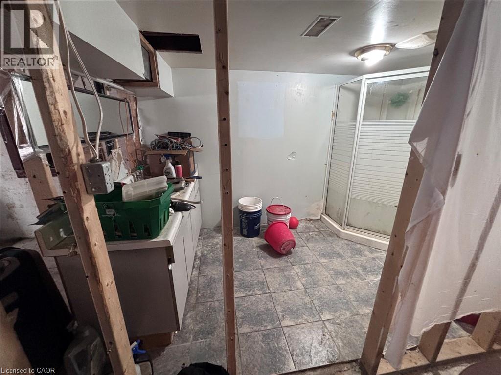 6413 Monroe Street, Niagara Falls, Ontario  L2G 2G9 - Photo 9 - 40813660