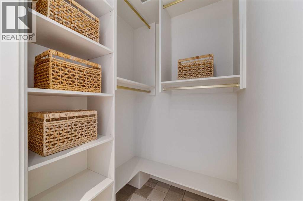 120 Greenwich Heath Nw, Calgary, Alberta  T3B 6P2 - Photo 17 - A2282414