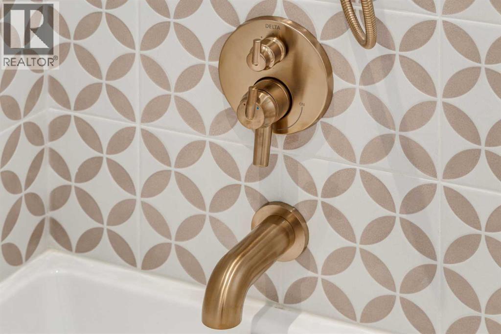 120 Greenwich Heath Nw, Calgary, Alberta  T3B 6P2 - Photo 33 - A2282414