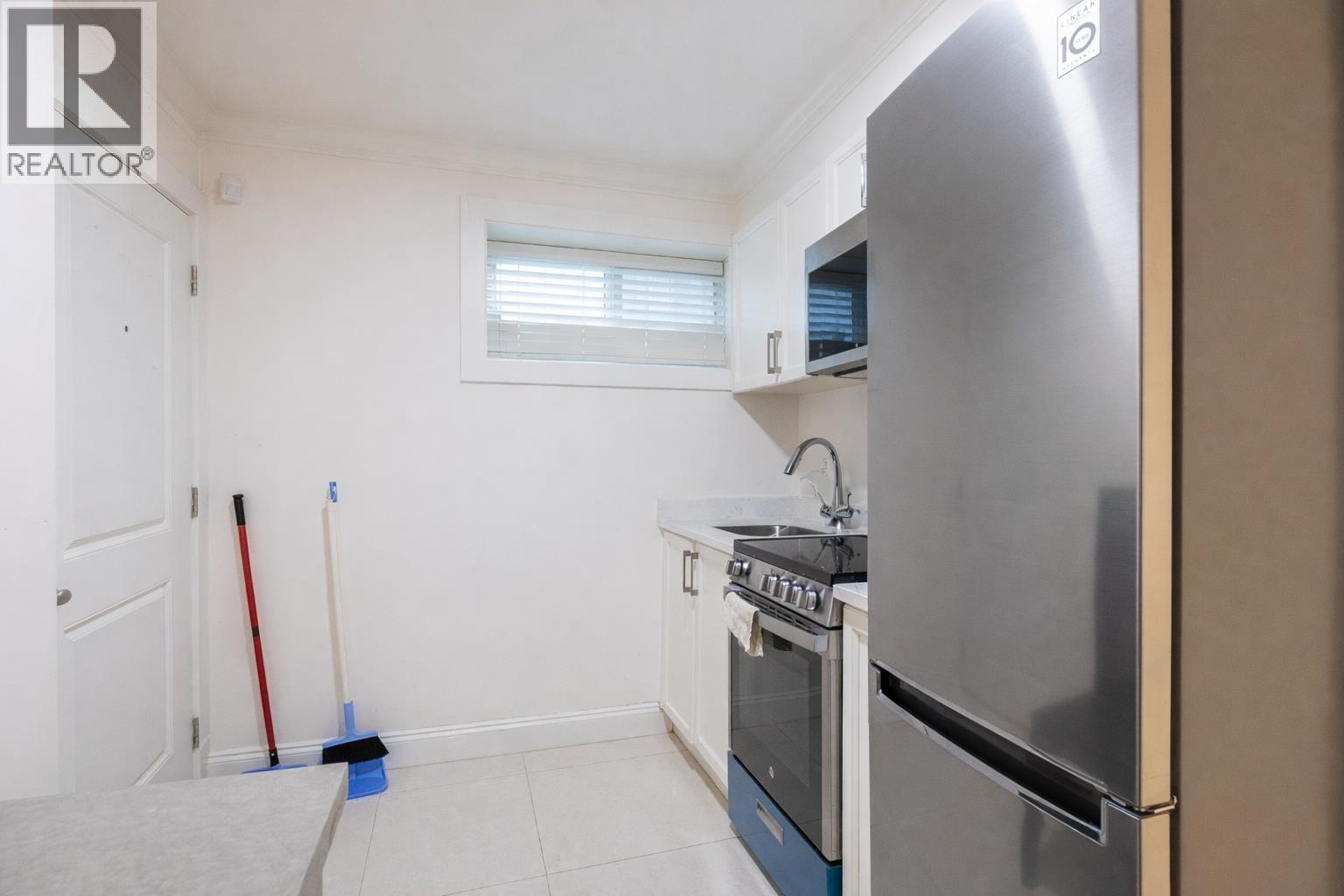 2118 Waverley Avenue, Vancouver, British Columbia  V5P 1R5 - Photo 17 - R3101449