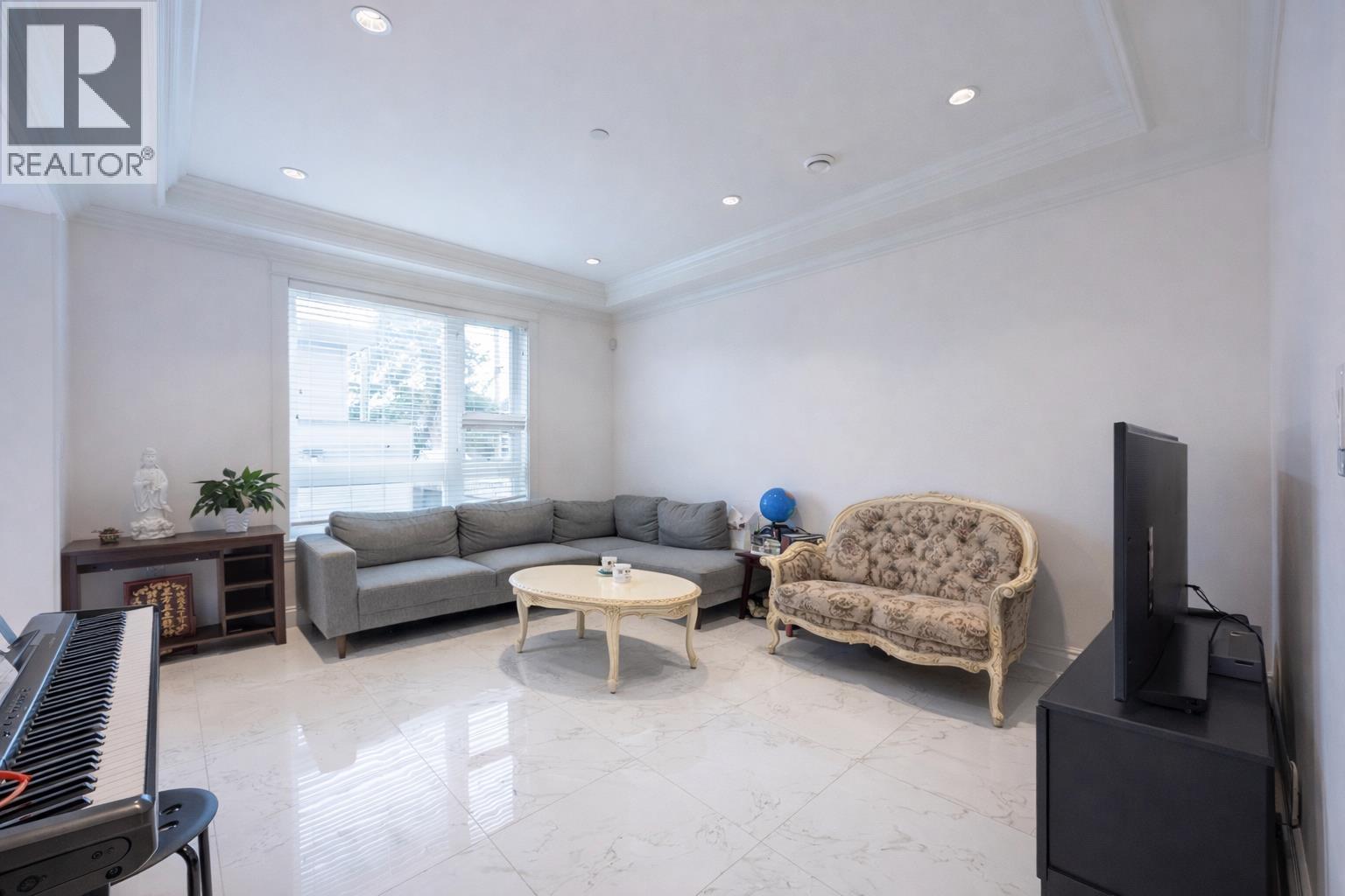 2118 Waverley Avenue, Vancouver, British Columbia  V5P 1R5 - Photo 9 - R3101449