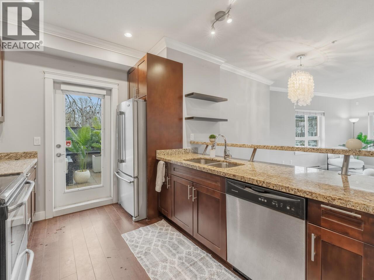 201 2664 Kingsway Avenue, Port Coquitlam, British Columbia  V3C 1T8 - Photo 6 - R3101717