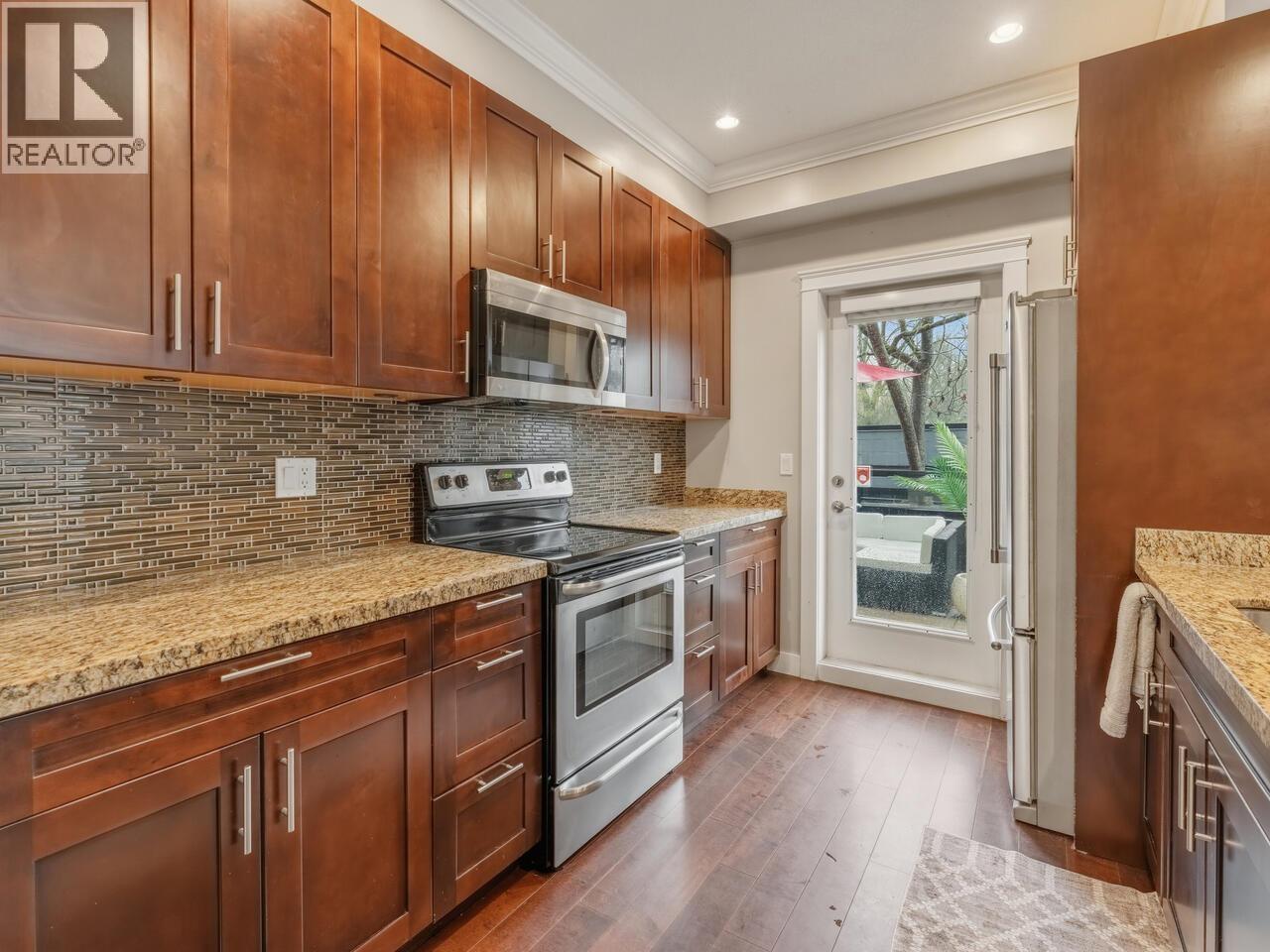 201 2664 Kingsway Avenue, Port Coquitlam, British Columbia  V3C 1T8 - Photo 7 - R3101717