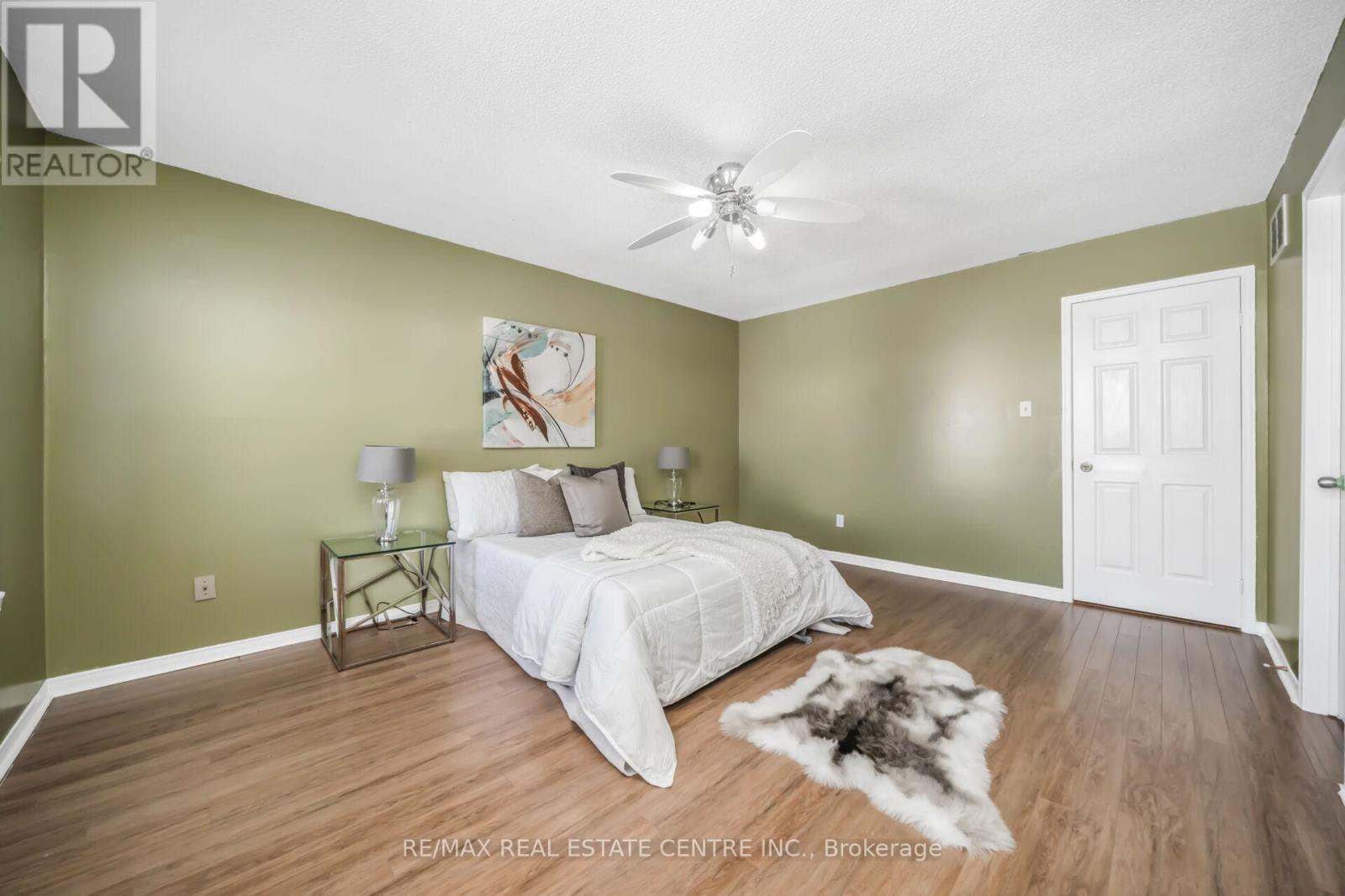 11 Moorehead Crescent, Brampton, Ontario  L6Z 4K6 - Photo 35 - W12861298