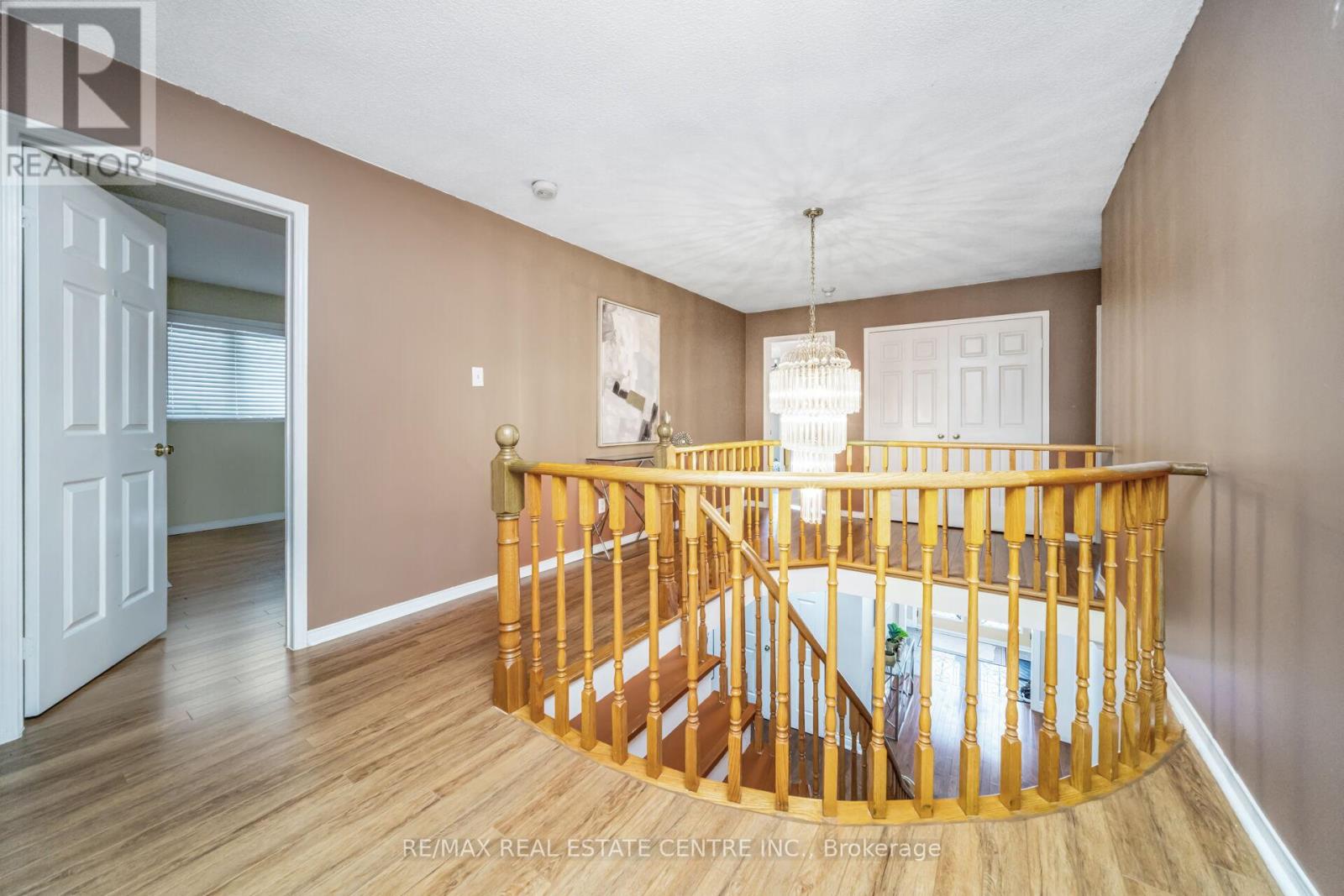 11 Moorehead Crescent, Brampton, Ontario  L6Z 4K6 - Photo 30 - W12861298