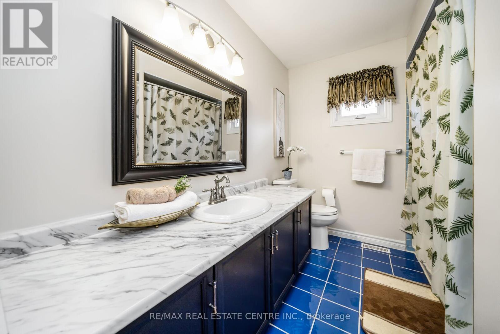 11 Moorehead Crescent, Brampton, Ontario  L6Z 4K6 - Photo 36 - W12861298