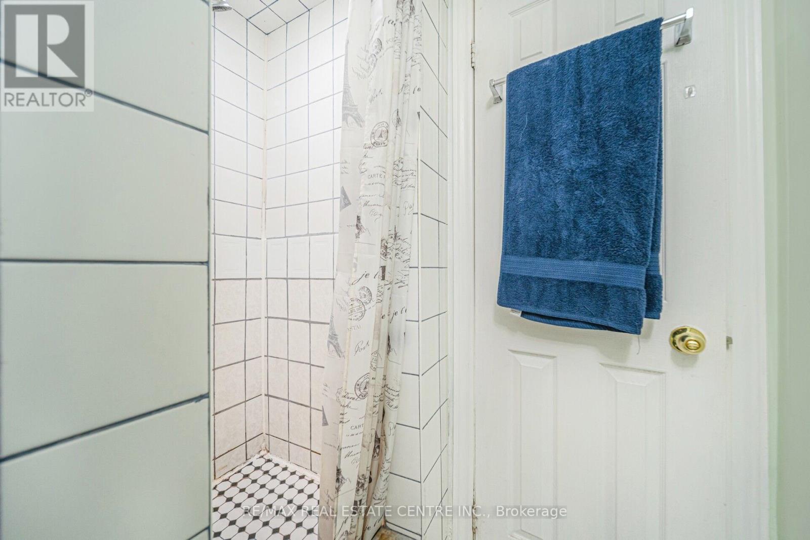 11 Moorehead Crescent, Brampton, Ontario  L6Z 4K6 - Photo 43 - W12861298