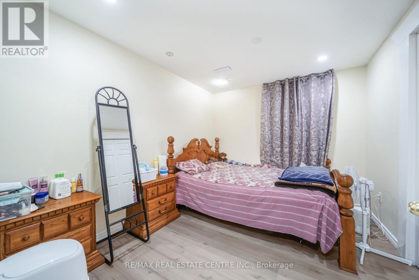 11 Moorehead Crescent, Brampton, Ontario  L6Z 4K6 - Photo 47 - W12861298