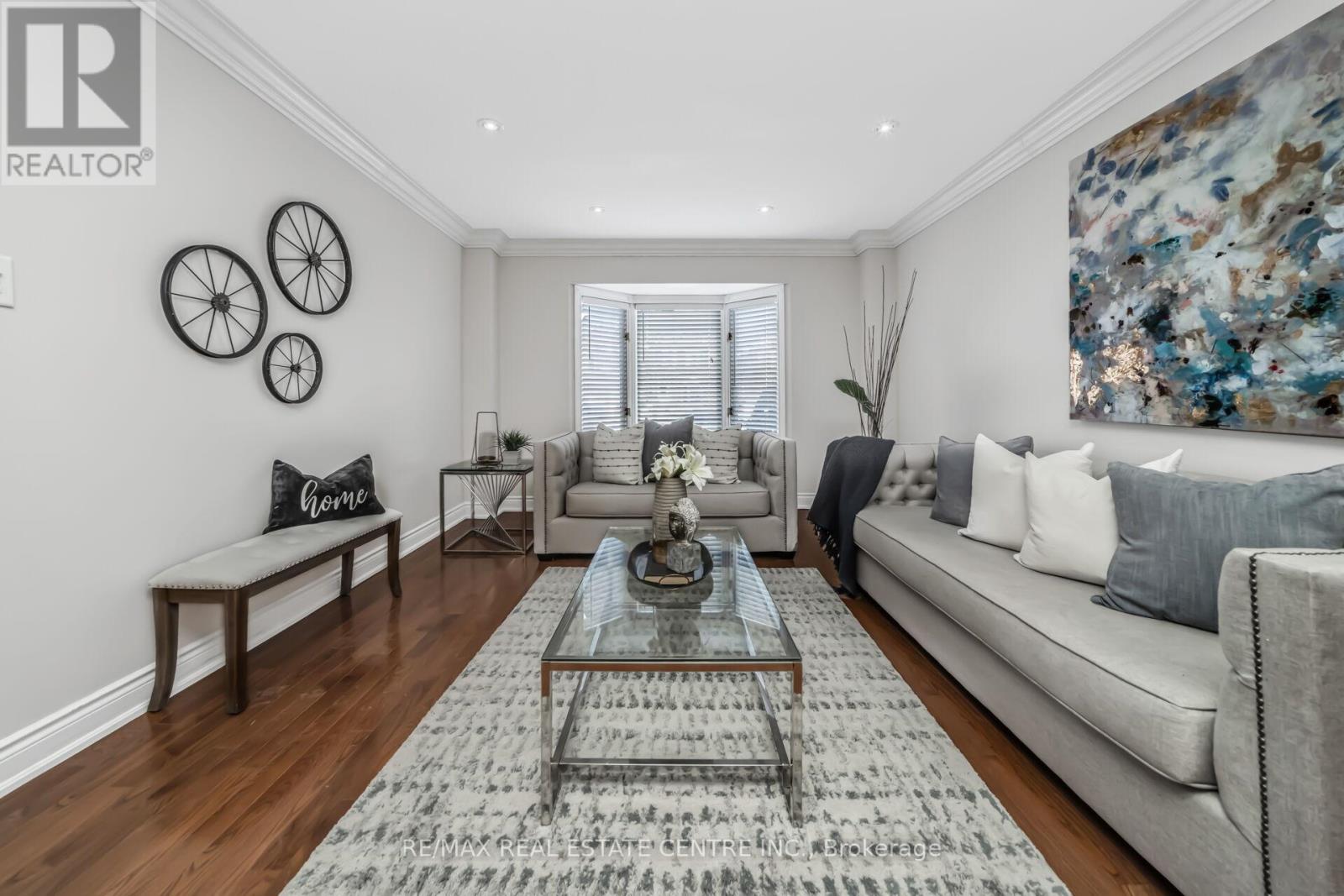 11 Moorehead Crescent, Brampton, Ontario  L6Z 4K6 - Photo 9 - W12861298