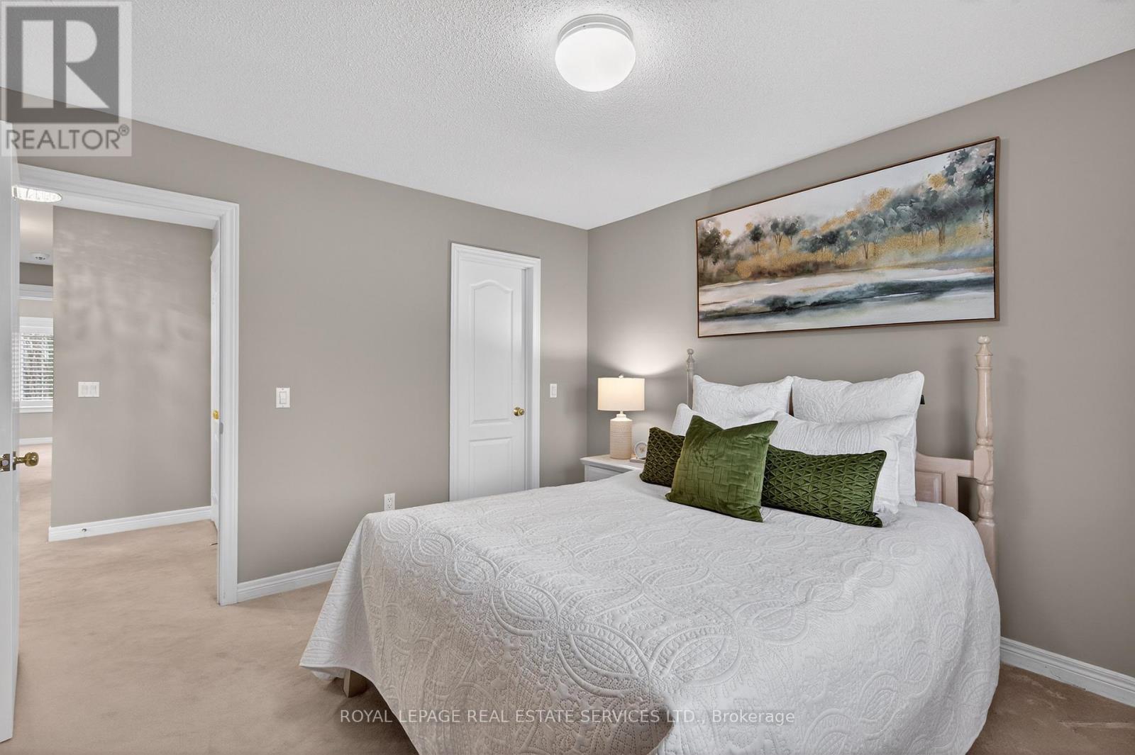 2393 Ennerdale Road, Oakville, Ontario  L6H 6N5 - Photo 34 - W12902840