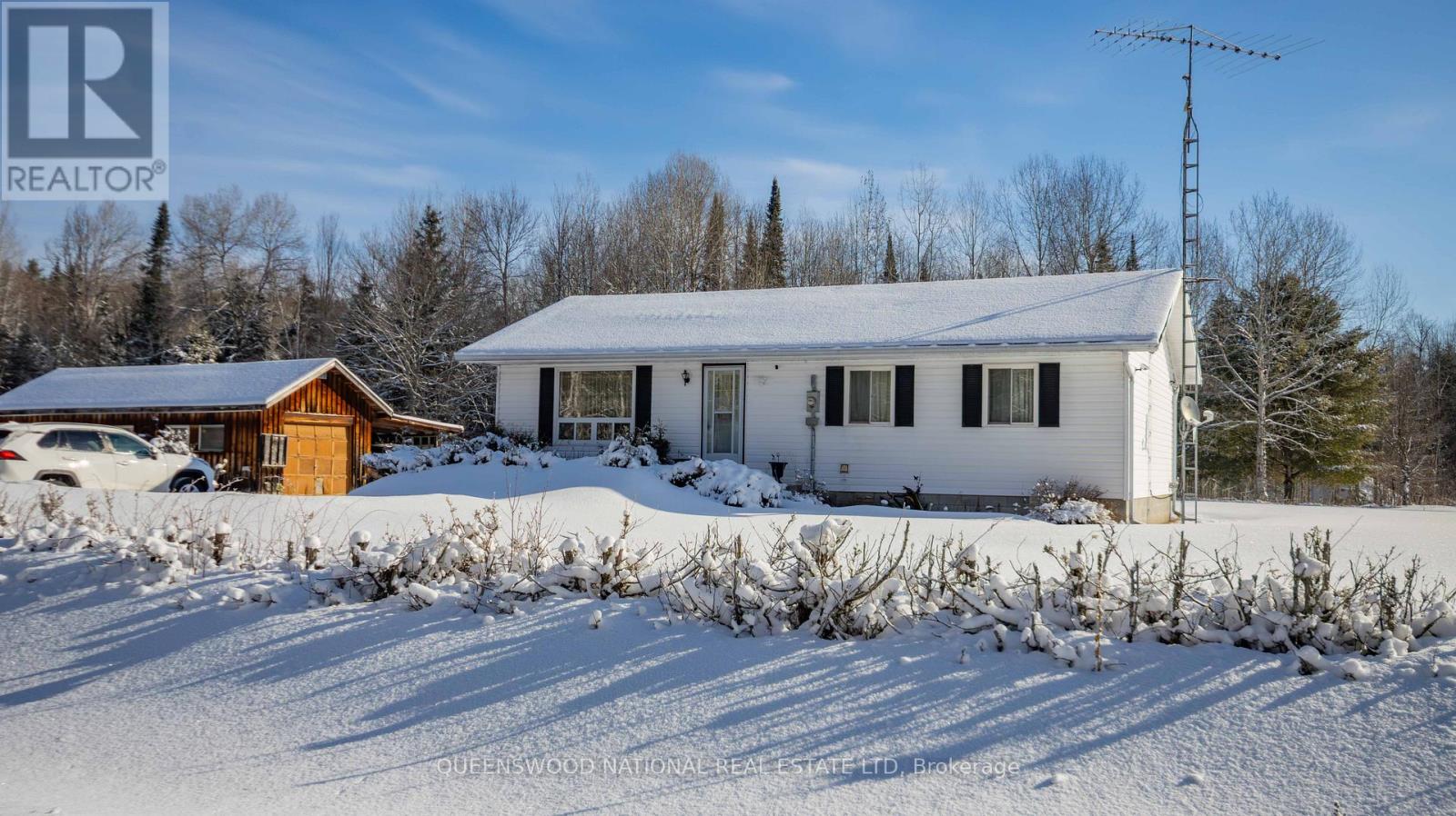 2013 SPENCE ROAD E, Brudenell, Ontario