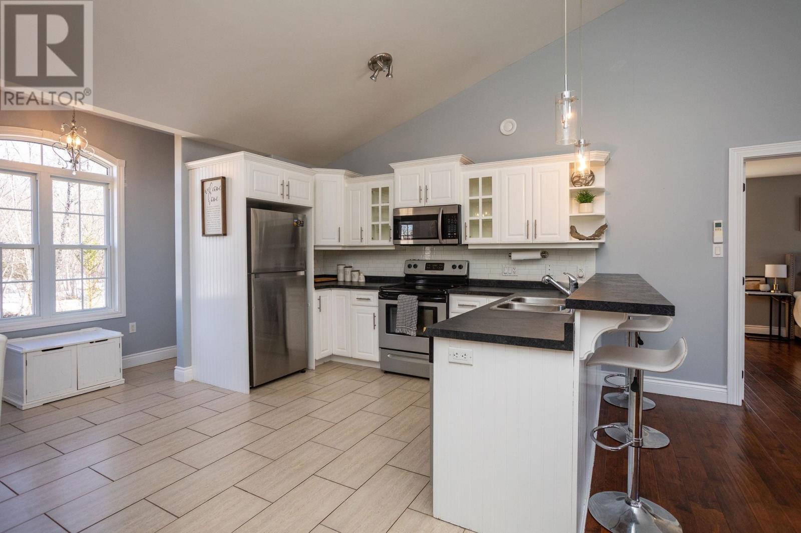 36 Camden Court, Stanley Bridge, Prince Edward Island  C0A 1E0 - Photo 3 - 202605078