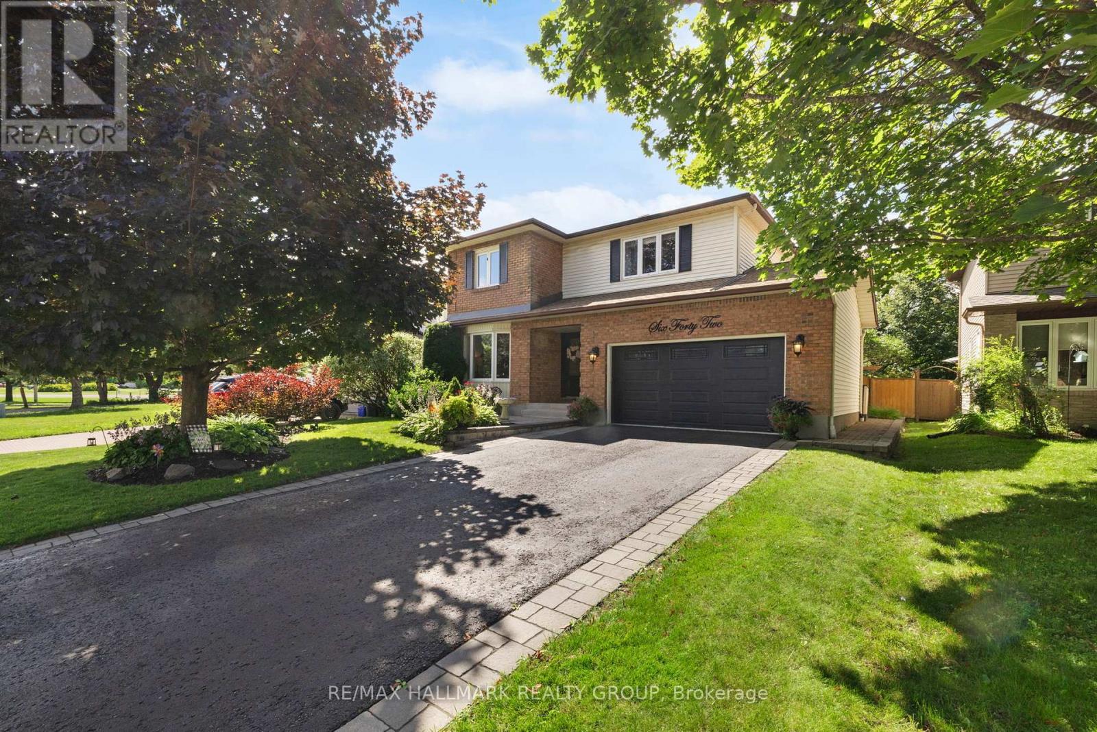 642 Steller Street, Ottawa, Ontario  K4A 1P2 - Photo 2 - X12904752