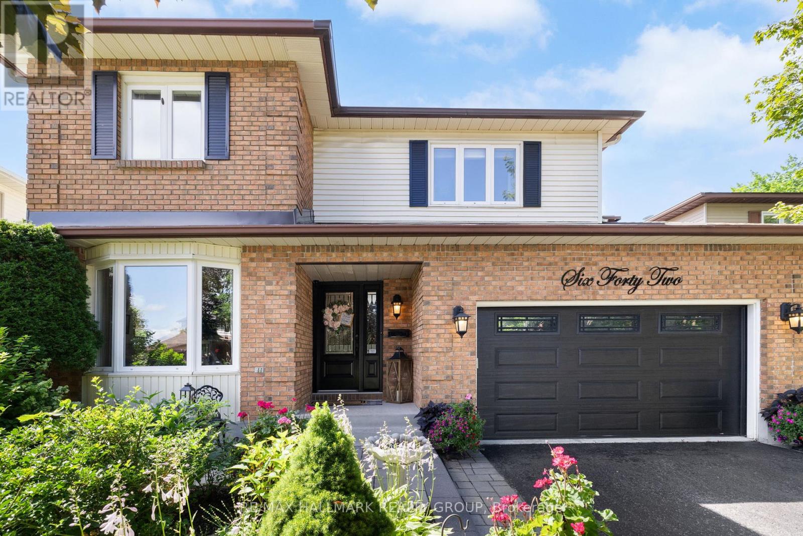 642 Steller Street, Ottawa, Ontario  K4A 1P2 - Photo 3 - X12904752