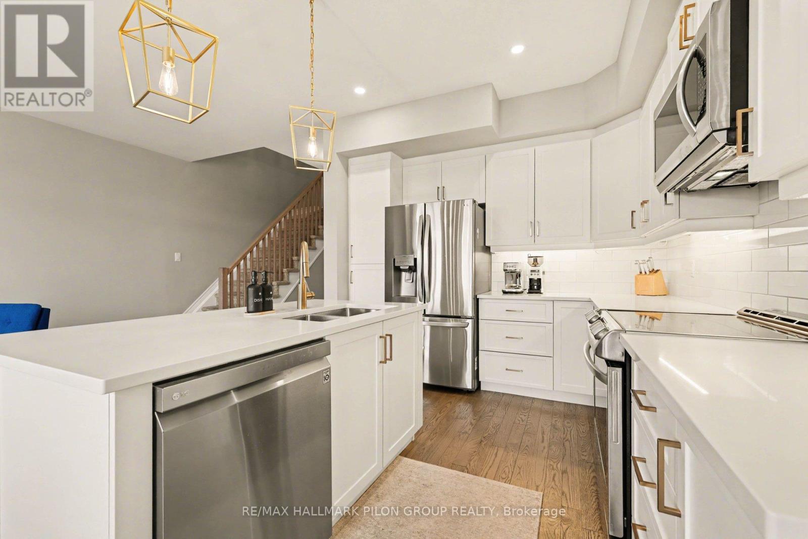 25 Mcphail Road, Carleton Place, Ontario  K7C 0P6 - Photo 4 - X12904768