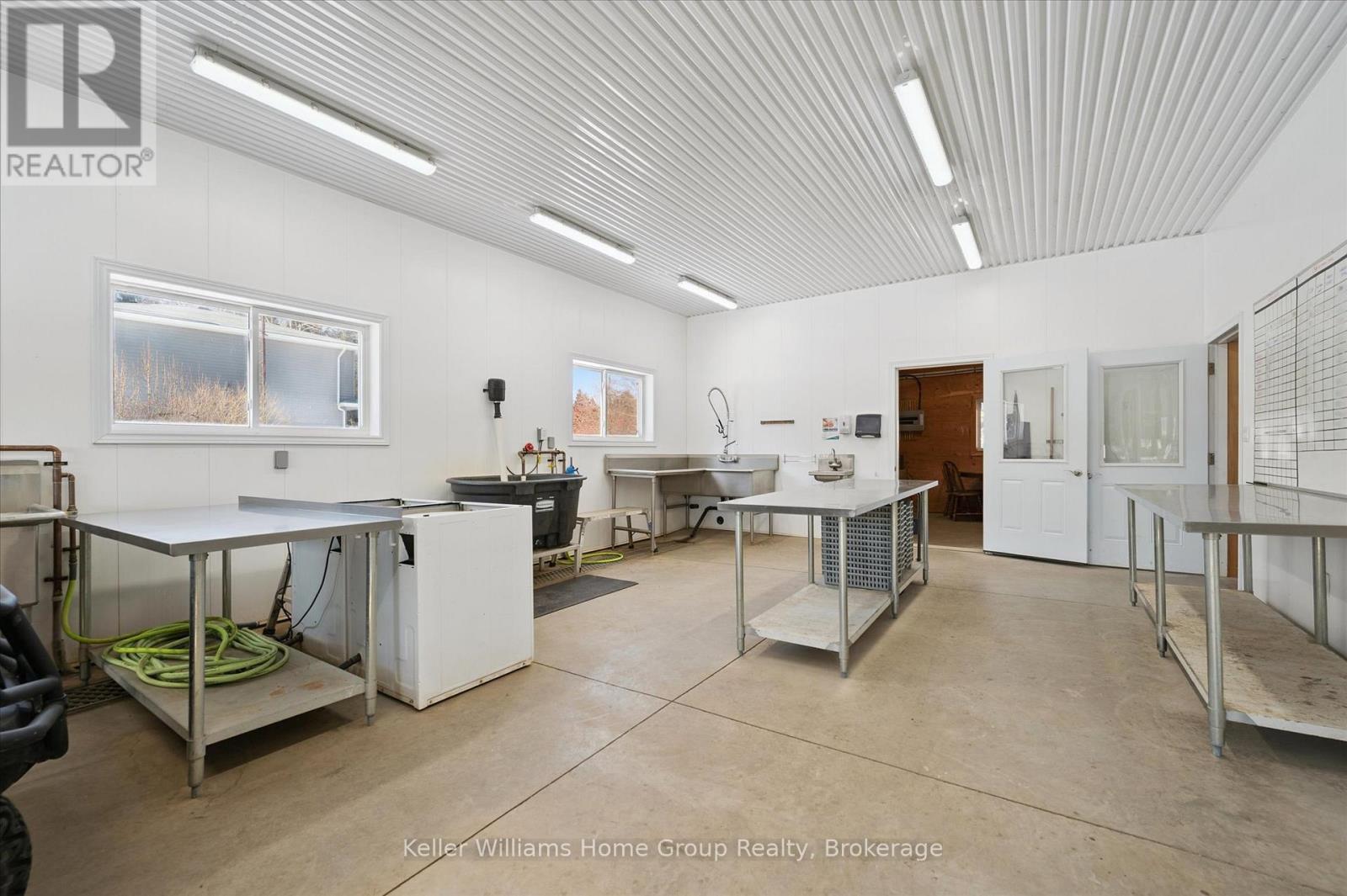 6794 Sixth Line, Centre Wellington, Ontario  N0B 1J0 - Photo 44 - X12850324