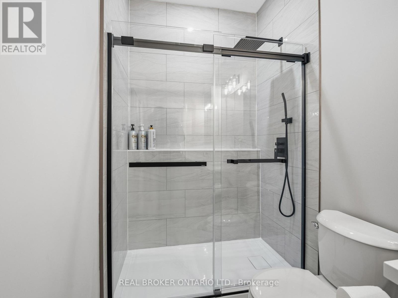 230 Knoll Street, Port Colborne, Ontario  L3K 5B6 - Photo 24 - X12904812