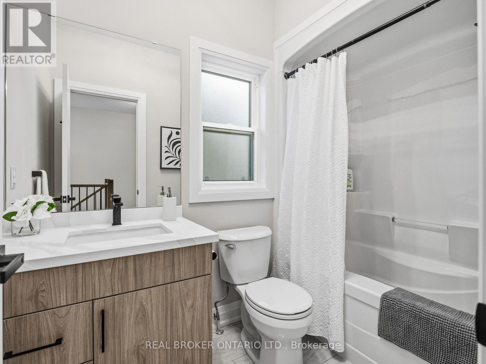 230 Knoll Street, Port Colborne, Ontario  L3K 5B6 - Photo 37 - X12904812