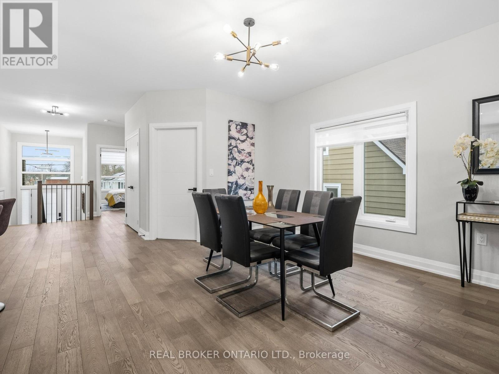 230 Knoll Street, Port Colborne, Ontario  L3K 5B6 - Photo 9 - X12904812