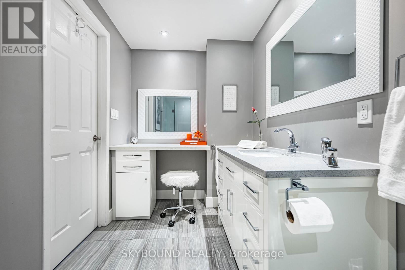 6292 Starfield Crescent, Mississauga, Ontario  L5N 1X4 - Photo 26 - W12891524