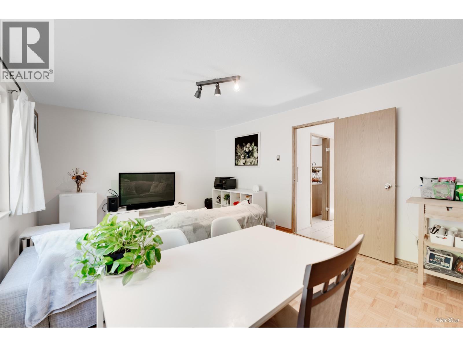 8607 Selkirk Street, Vancouver, British Columbia  V6P 4J2 - Photo 19 - R3101970