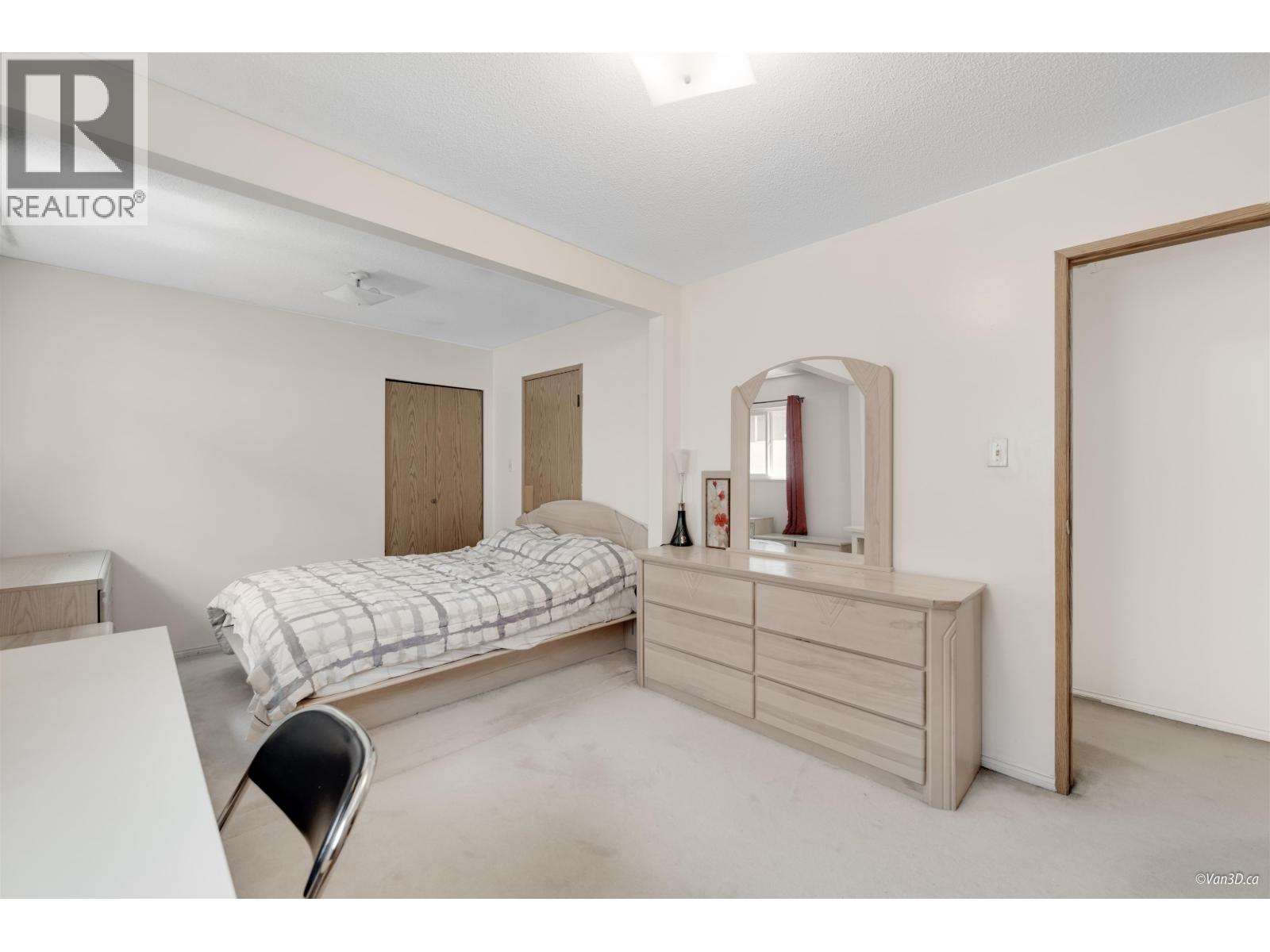 8607 Selkirk Street, Vancouver, British Columbia  V6P 4J2 - Photo 28 - R3101970