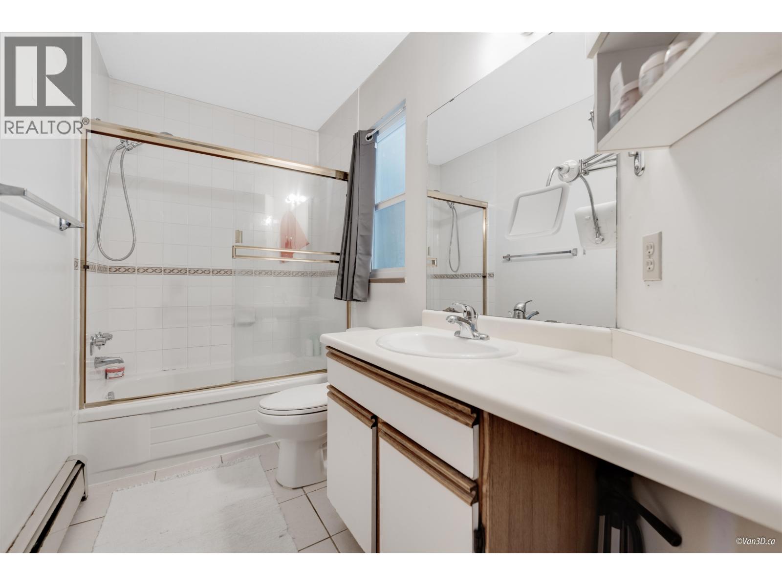 8607 Selkirk Street, Vancouver, British Columbia  V6P 4J2 - Photo 8 - R3101970