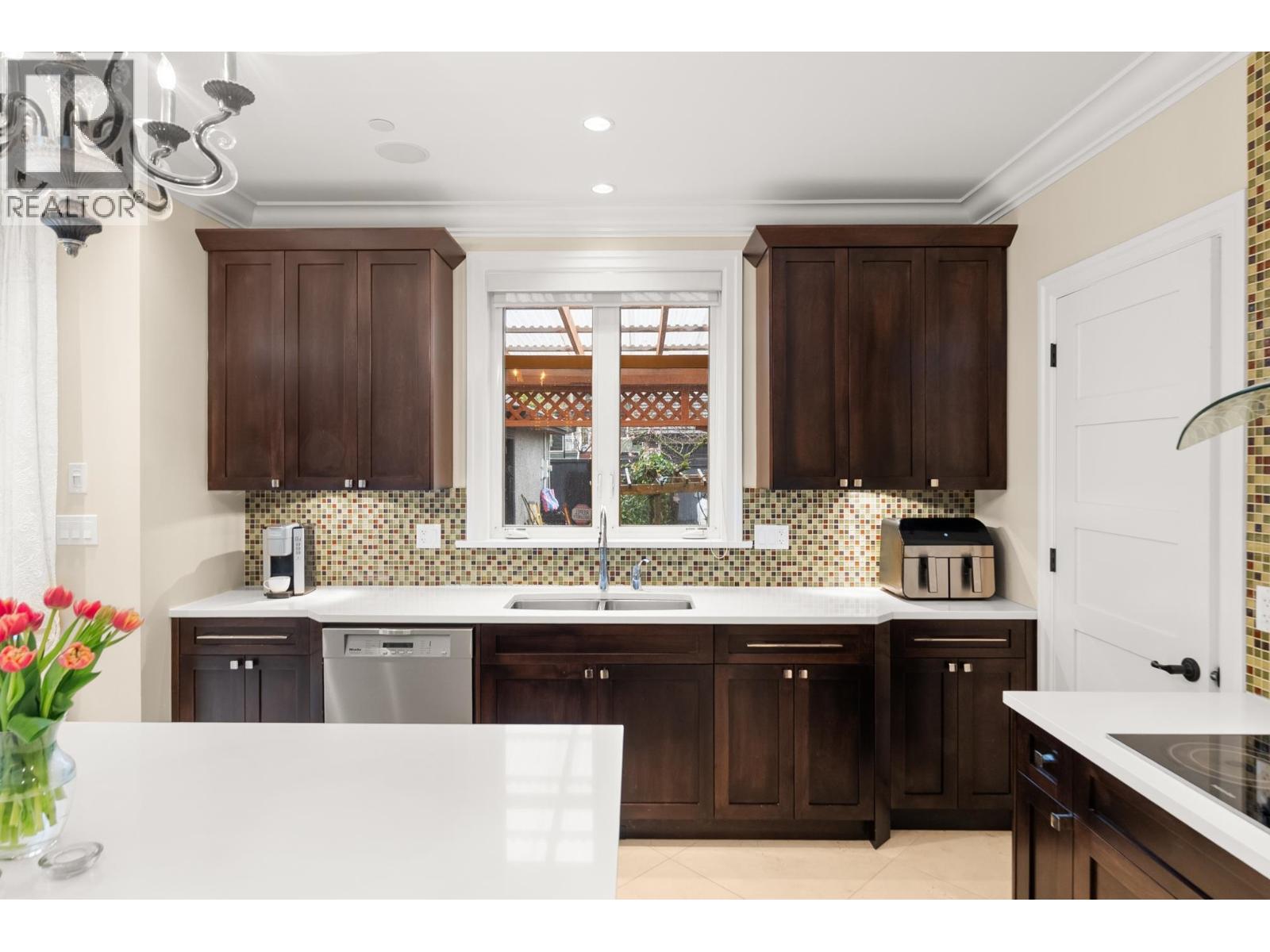 1041 W 58th Avenue, Vancouver, British Columbia  V6P 1V9 - Photo 14 - R3101972