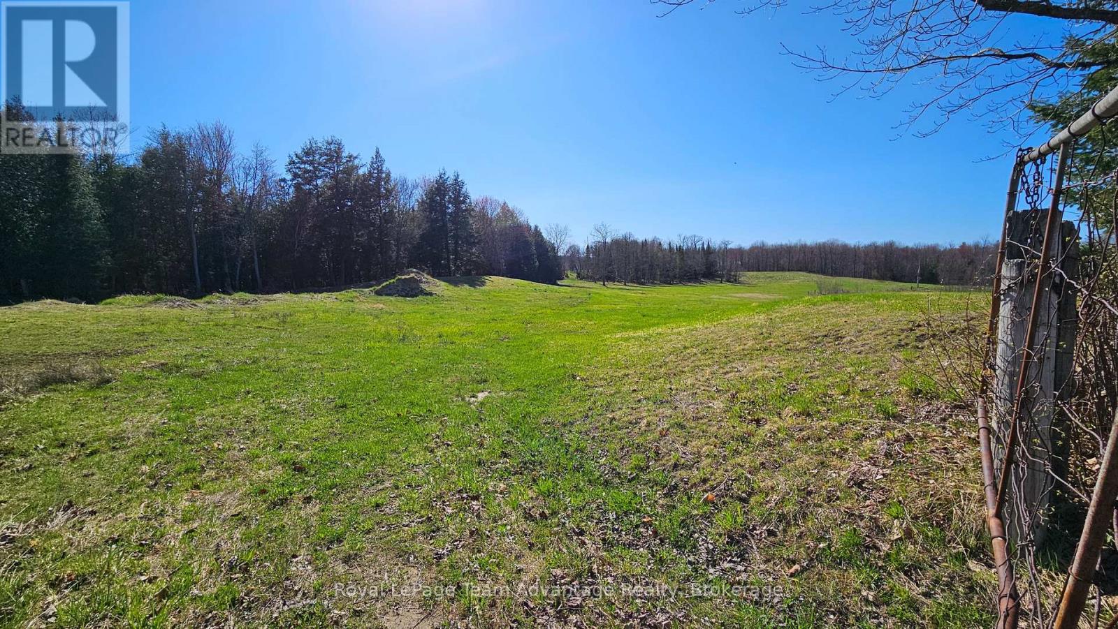 77 Lakeshore Road, Mckellar, Ontario  P0G 1C0 - Photo 13 - X12904794