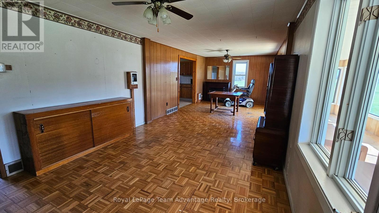 77 Lakeshore Road, Mckellar, Ontario  P0G 1C0 - Photo 23 - X12904794