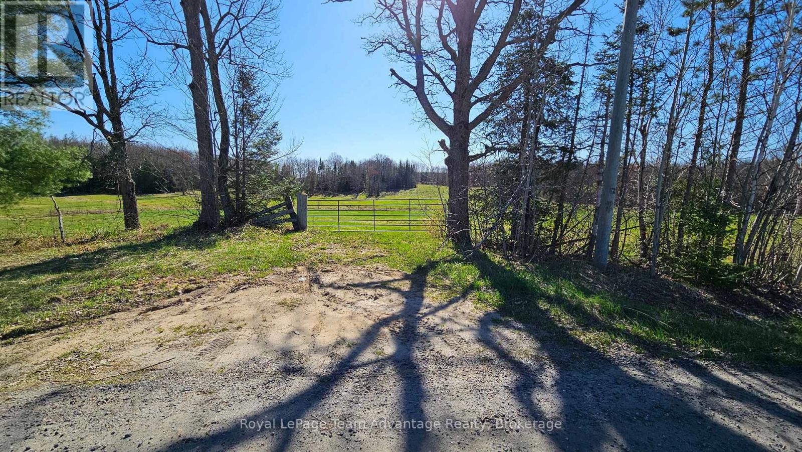 77 Lakeshore Road, Mckellar, Ontario  P0G 1C0 - Photo 6 - X12904794